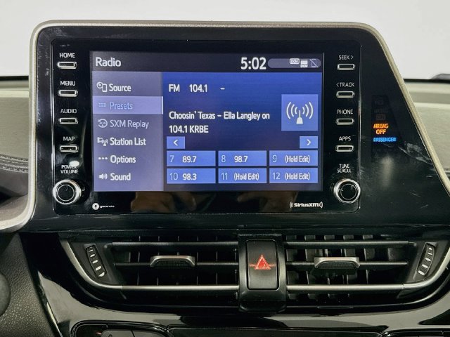 Used 2020 Toyota C-HR LE FWD image 15