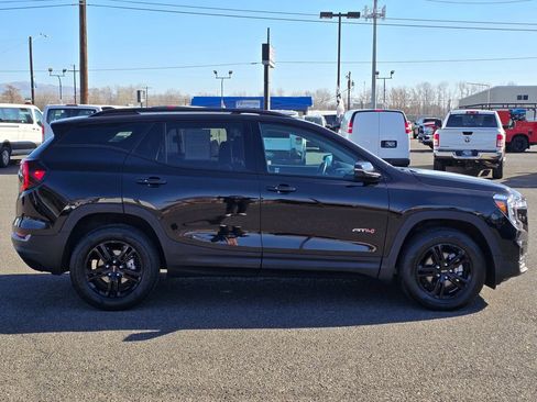 Used 2023 GMC Terrain AT4 image 6