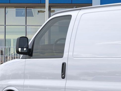New 2025 Chevrolet Express 3500 Extended image 12