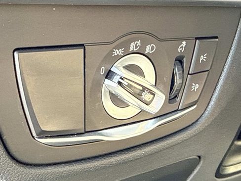 Used 2023 BMW X3 xDrive30i w/ Premium Package image 28