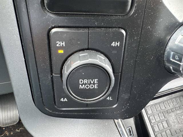 Used 2022 Ford F150 Lariat w/ Equipment Group 502A High AWD/4WD image 39
