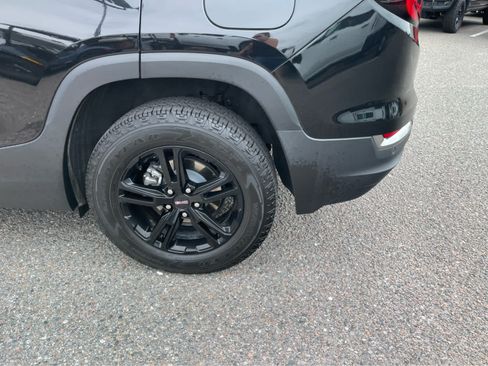 Used 2024 GMC Terrain AT4 AWD/4WD image 8
