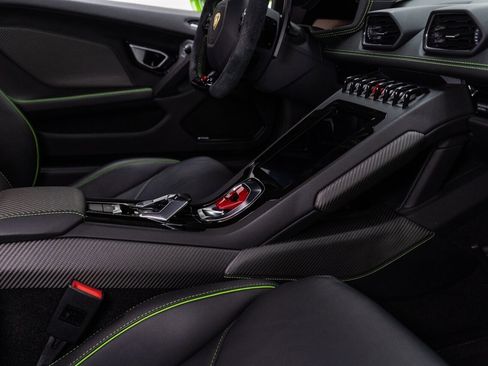 Used 2020 Lamborghini Huracan EVO AWD/4WD image 46
