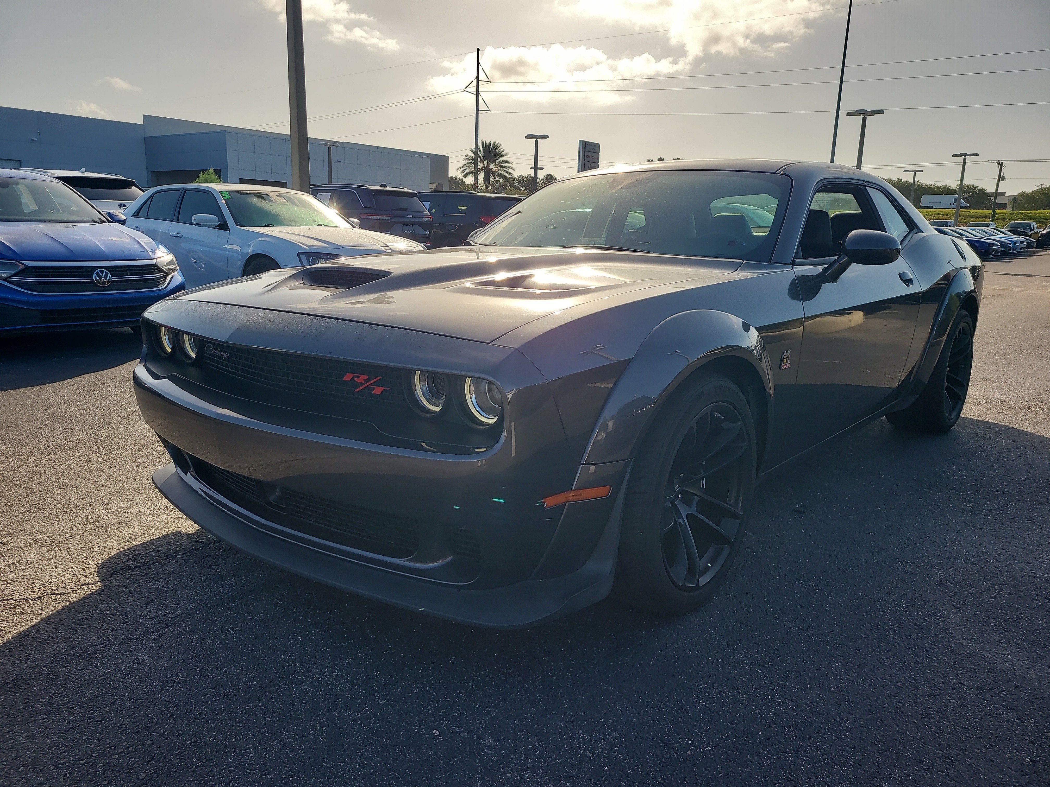 Used 2021 Dodge Challenger R/T Scat Pack RWD image 3