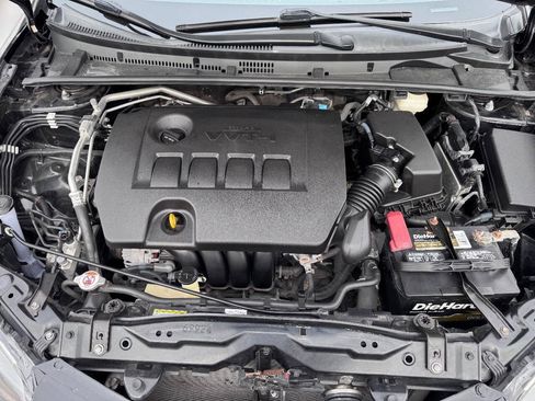 Used 2017 Toyota Corolla LE FWD image 23