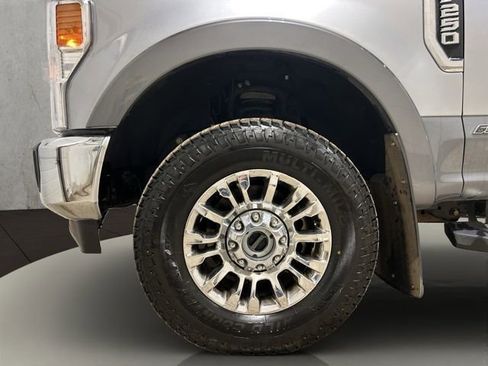 Used 2022 Ford F250 Lariat w/ Chrome Package AWD/4WD image 25