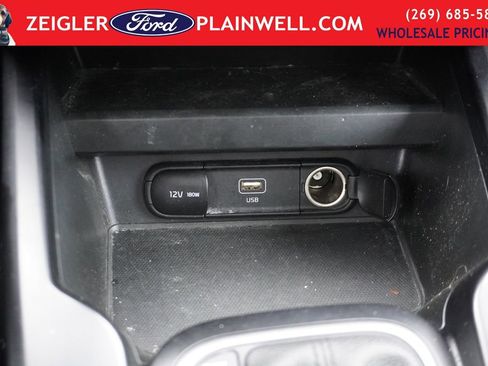 Used 2024 Kia Soul LX w/ Option Group 015 image 19