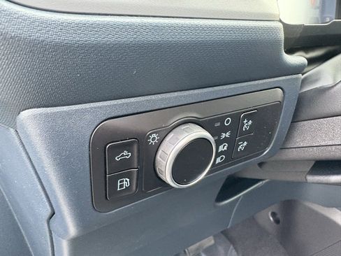 New 2025 Ford Maverick XL w/ Equipment Group 101A image 37