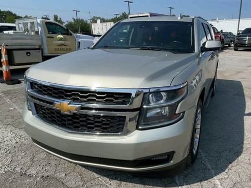 Used 2016 Chevrolet Tahoe LT w/ Luxury Package AWD/4WD image 5