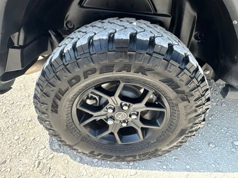 Used 2024 Jeep Wrangler Unlimited Sport AWD/4WD image 25