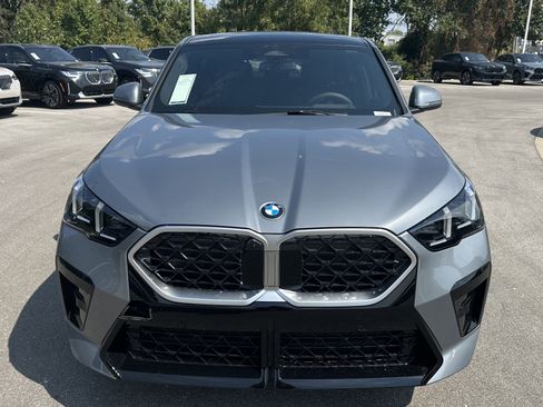 Used 2026 BMW X2 xDrive28i w/ Technology Package AWD/4WD image 3