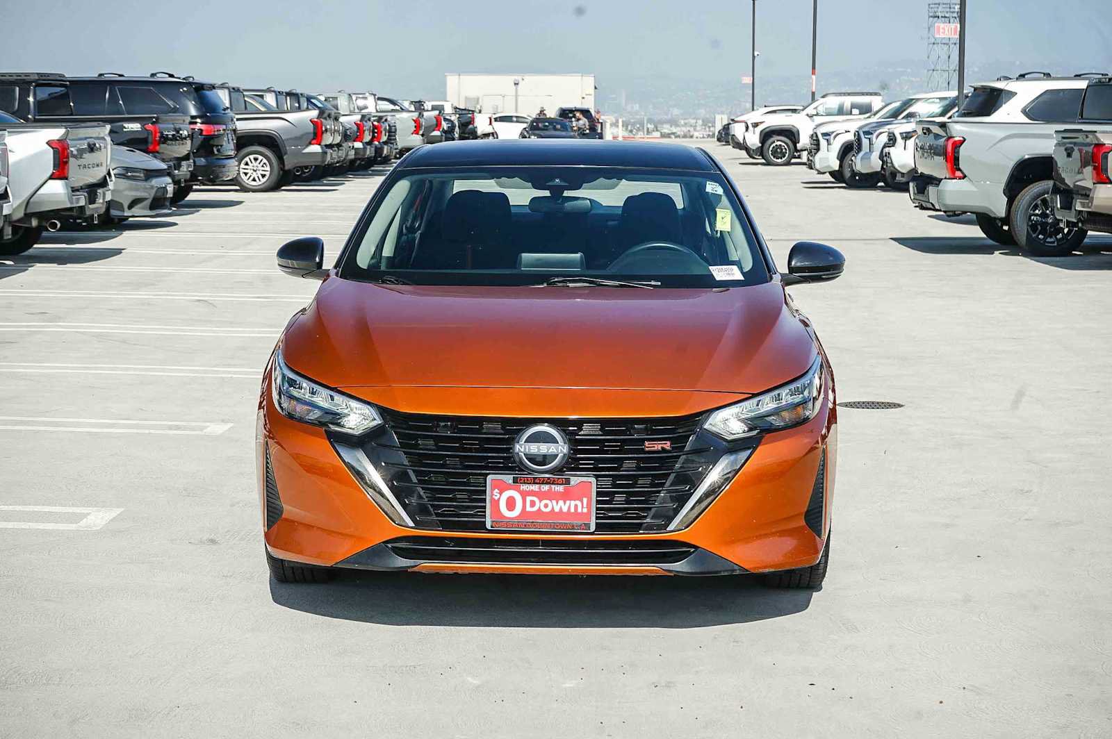 Used 2024 Nissan Sentra SR FWD image 2
