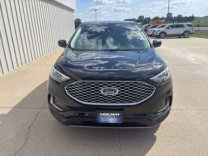 Used 2024 Ford Edge SEL w/ Convenience Package