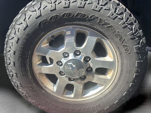 Used 2015 Chevrolet Silverado 2500 LTZ w/ Duramax Plus Package image 2