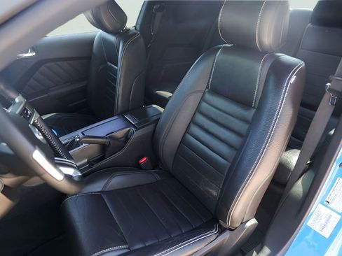 Used 2012 Ford Mustang GT Premium w/ Security Pkg image 10