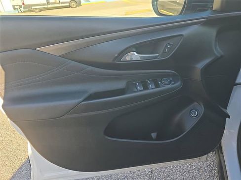 Used 2024 Buick Envista Sport Touring w/ Convenience II Package image 12