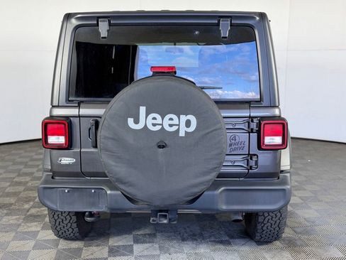 Used 2022 Jeep Wrangler Unlimited Sport AWD/4WD image 7