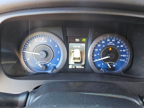 Used 2020 Toyota Sienna XLE image 21