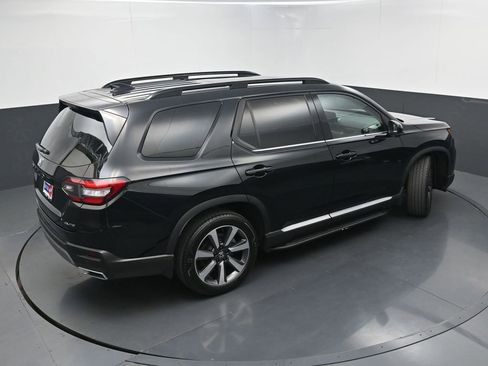 Used 2024 Honda Pilot Elite image 38