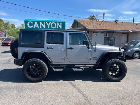 Used 2016 Jeep Wrangler Unlimited Sport w/ Max Tow Package AWD/4WD image 2