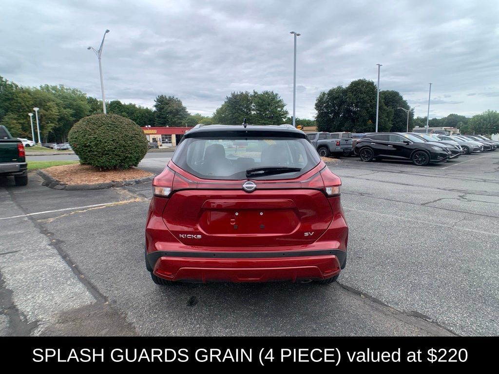 Certified 2023 Nissan Kicks SV FWD image 6