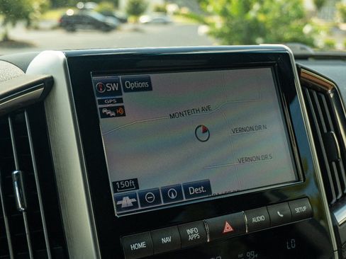 Used 2020 Toyota Land Cruiser AWD/4WD image 24