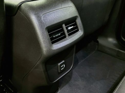 Used 2024 Chevrolet Equinox LT AWD/4WD image 26