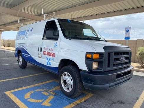 Used 2011 Ford E-150 and Econoline 150 w/ Commercial Cargo Van Pkg RWD image 4