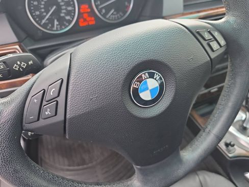 Used 2008 BMW 535xi Sedan AWD/4WD image 9