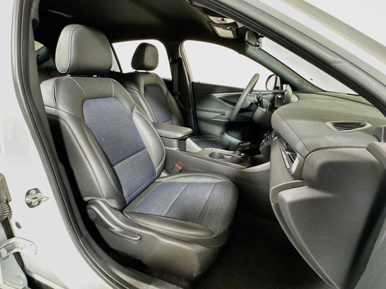 Used 2026 Buick Envista Preferred FWD image 25