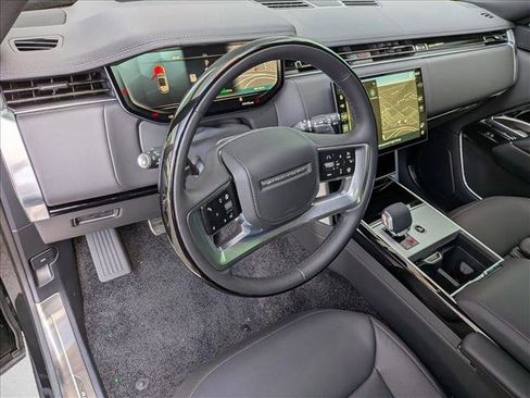 New 2026 Land Rover Range Rover SE AWD/4WD image 3
