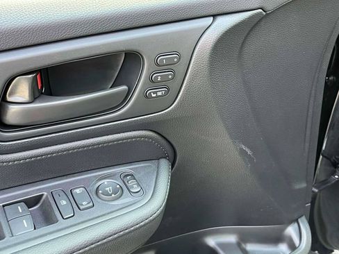 Used 2025 Honda Odyssey EX-L image 15
