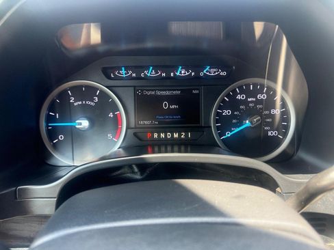 Used 2019 Ford F450 XLT w/ XLT Premium Package AWD/4WD image 16