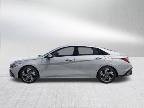 New 2026 Hyundai Elantra Limited image 3