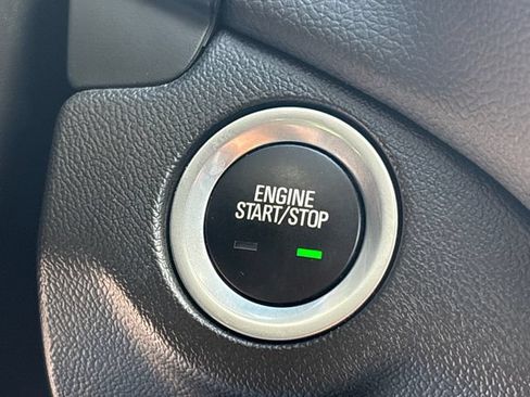 Used 2024 Chevrolet Equinox LT AWD/4WD image 34