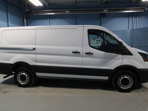 Used 2024 Ford Transit 150 Low Roof RWD image 30