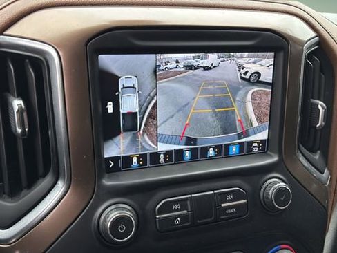 Used 2021 Chevrolet Silverado 2500 High Country w/ Z71 Off-Road Package image 27