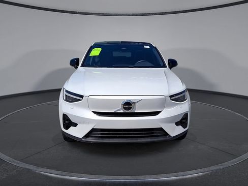 Used 2023 Volvo C40 P8 Recharge Ultimate w/ Protection Package Premier AWD/4WD image 4