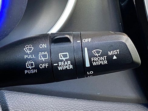 Used 2022 Chrysler Pacifica Touring-L FWD image 56