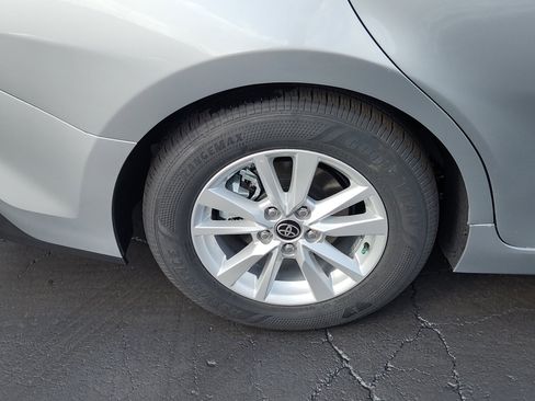 Certified 2025 Toyota Camry LE image 25