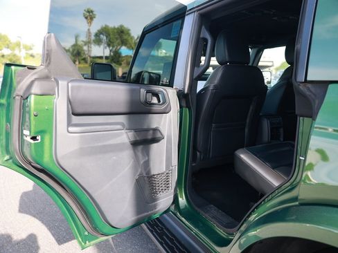 Used 2025 Ford Bronco Outer Banks AWD/4WD image 37