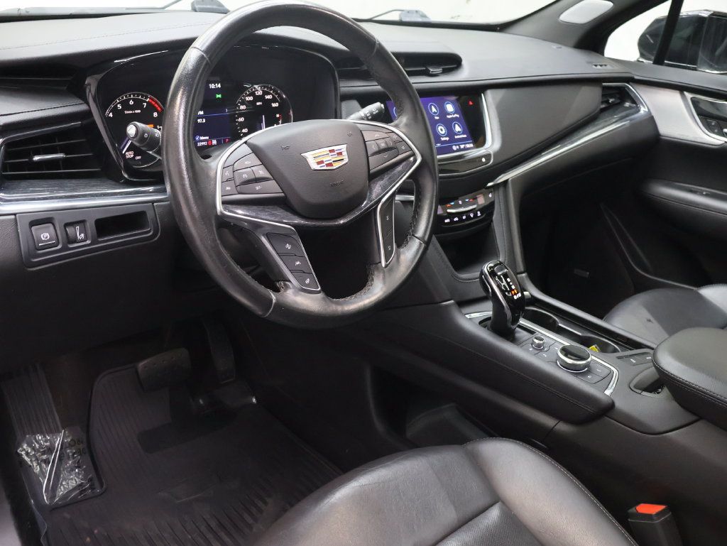 Used 2023 Cadillac XT5 Premium Luxury AWD/4WD image 17