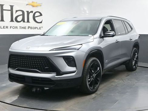 Used 2025 Buick Enclave Sport Touring w/ Super Cruise Package image 36