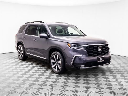 Certified 2023 Honda Pilot Elite image 9