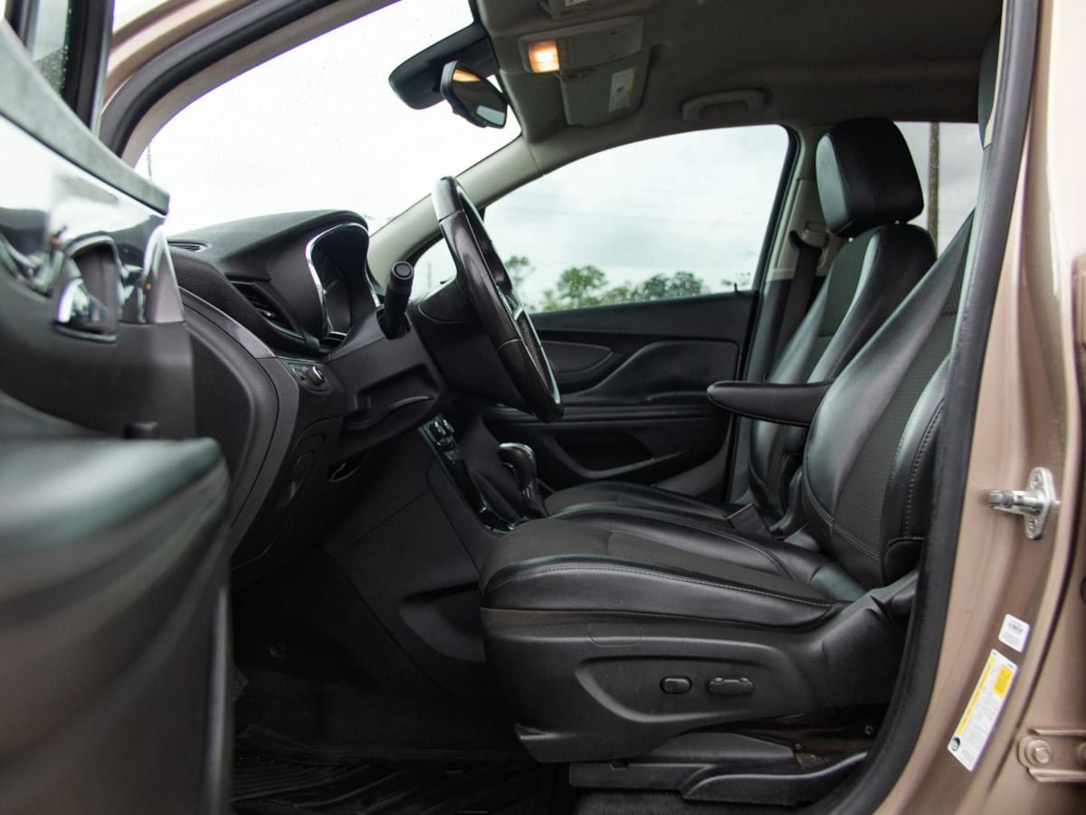 Used 2019 Buick Encore Preferred FWD image 16