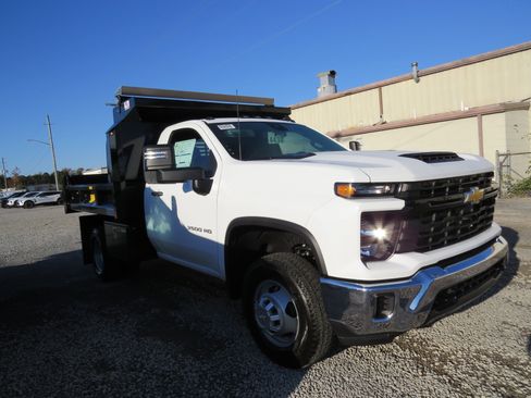 New 2025 Chevrolet Silverado 3500 W/T w/ WT Convenience Package image 6