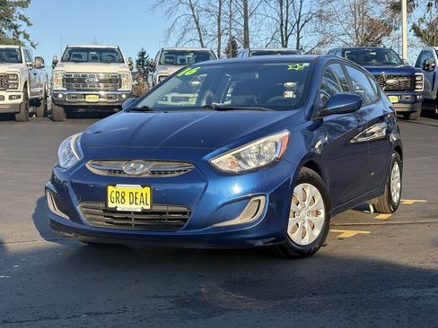 Used 2016 Hyundai Accent SE image 1