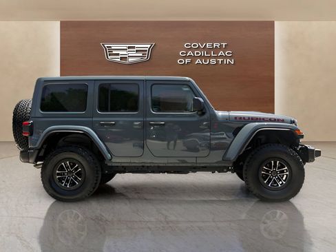 Used 2024 Jeep Wrangler Unlimited Rubicon AWD/4WD image 5