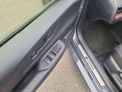 New 2026 Toyota Prius Plug-In Hybrid image 23