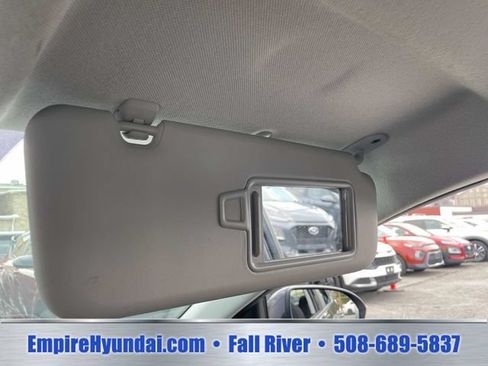 Used 2020 Hyundai Elantra SE w/ Cargo Package (C1) FWD image 31